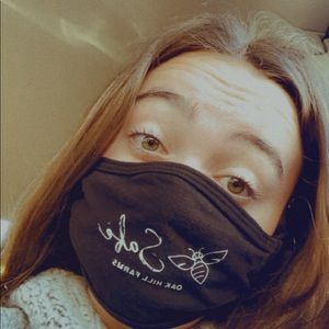 Meet your Posher, Olivia